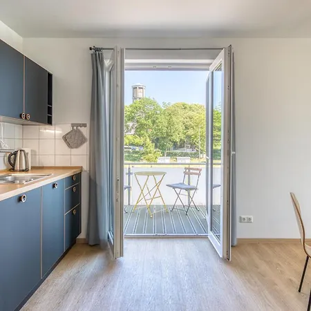 Hafensegler Am Stadthafen Röbel