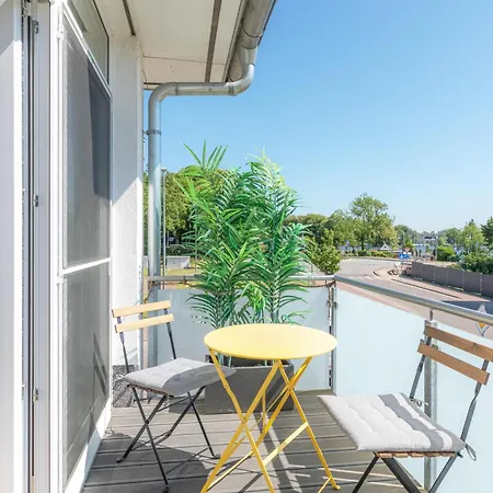 Hafensegler Am Stadthafen * Röbel